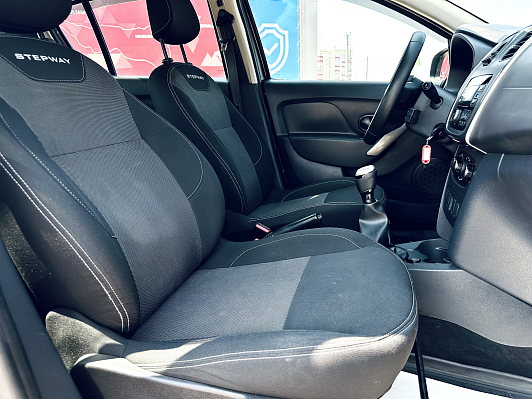 Renault Sandero, 2021 года, пробег 126000 км