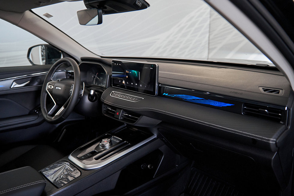 Haval Jolion Техно +, черный