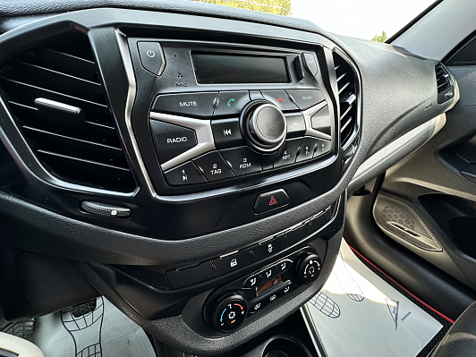 Lada (ВАЗ) Vesta Comfort, 2020 года, пробег 137000 км