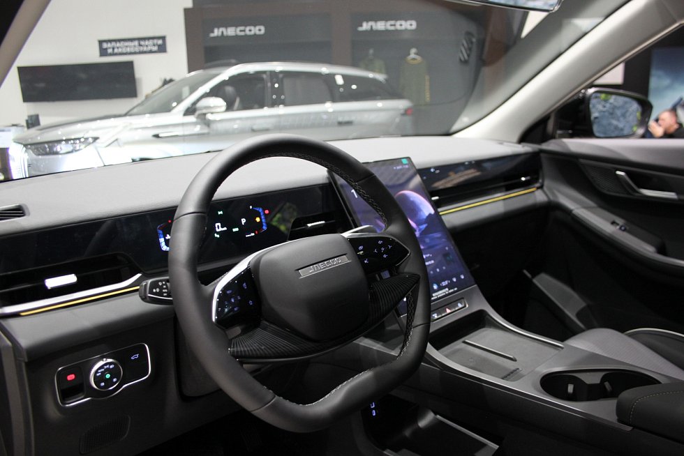 Jaecoo J6 Комфорт, черный