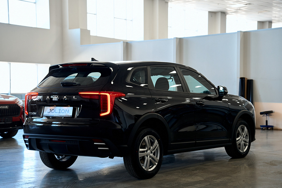 Haval Jolion Премиум, черный