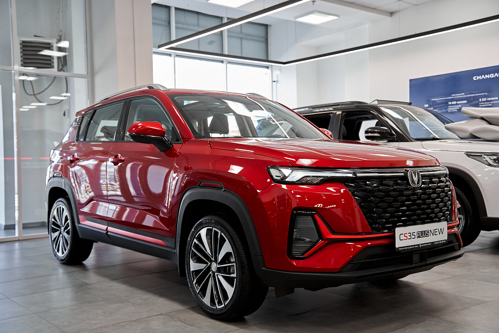 Changan CS35 Plus Tech, серебряный