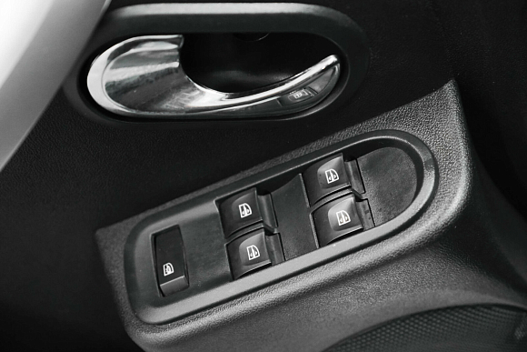 Nissan Terrano Elegance, 2021 года, пробег 100100 км