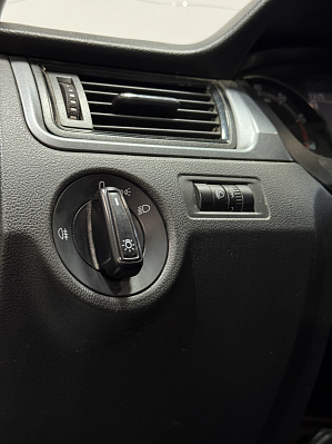 Skoda Rapid Active, 2018 года, пробег 340000 км