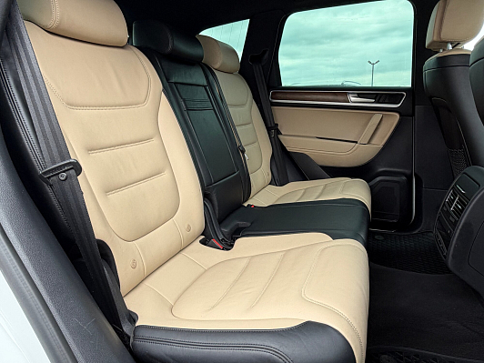 Volkswagen Touareg R-line, 2016 года, пробег 167100 км
